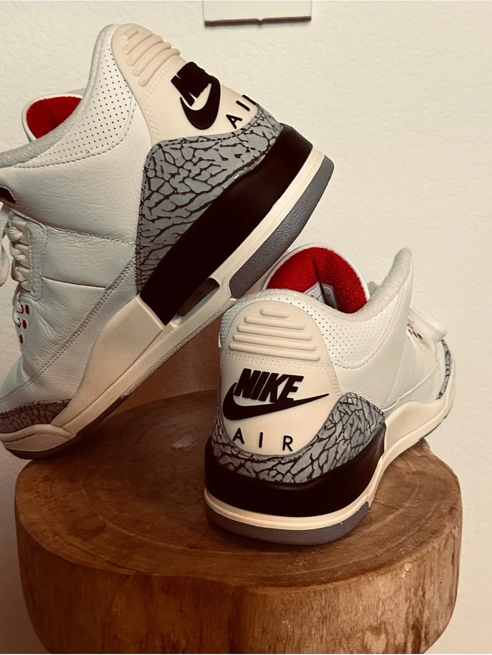 Jordan Men's Retro Sneakers - White/Red/Gray
